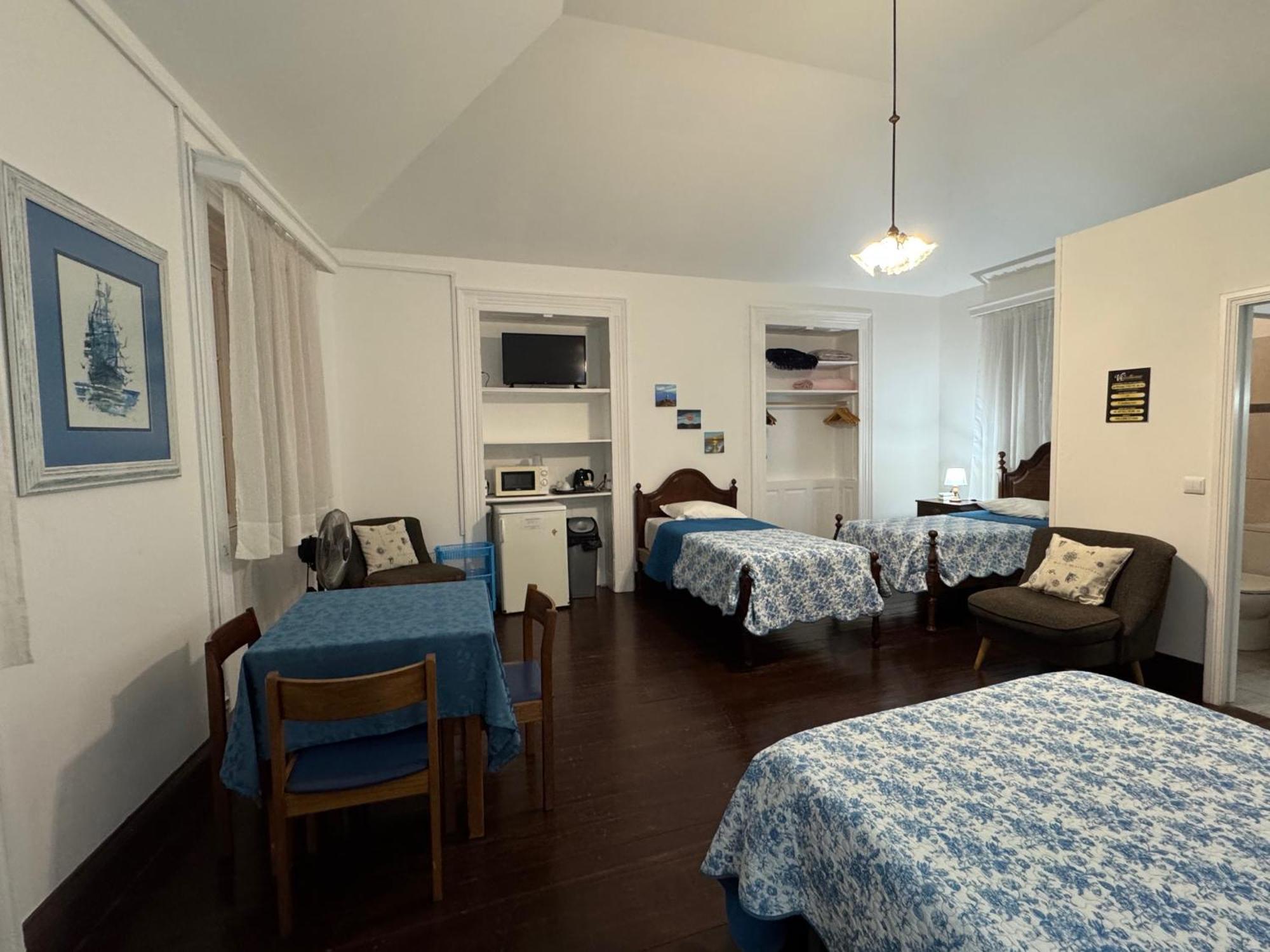 Vitorina Corte Guesthouse ฟุงชาล ภายนอก รูปภาพ