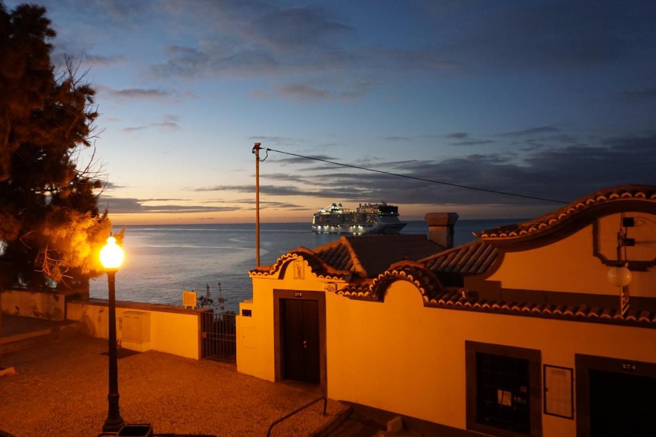 Vitorina Corte Guesthouse ฟุงชาล ภายนอก รูปภาพ